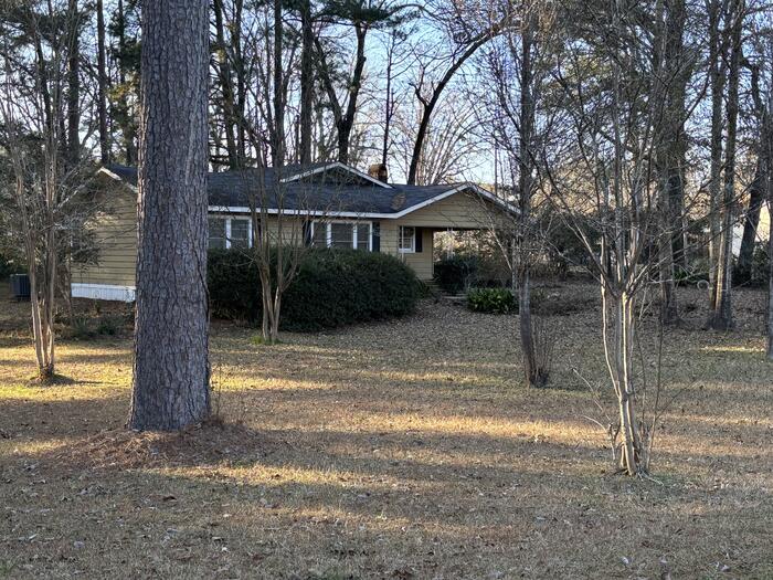 FRONT Listing photo 6