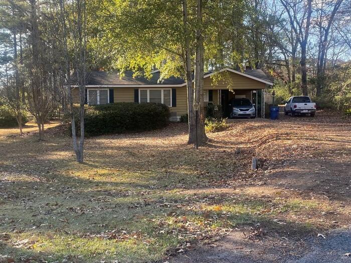 FRONT Listing photo 3